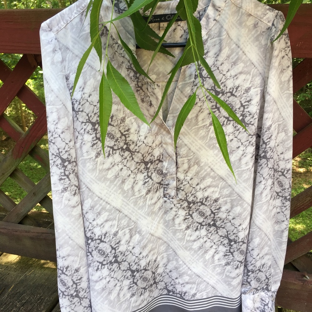 Women’s small boutique blouse